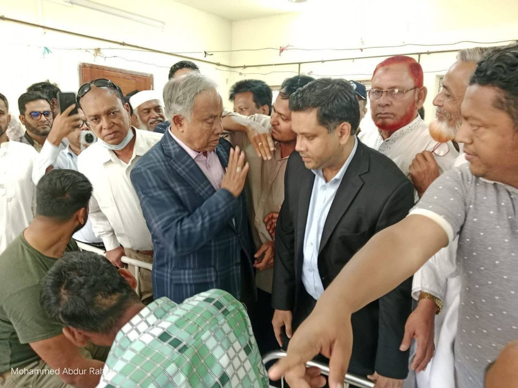 এমপি আসার খবরে সকালে হাসপাতালে ভর্তি বিএনপির ২৩ নেতা-কর্মী, বিকেলে হাসপাতাল ত্যাগ