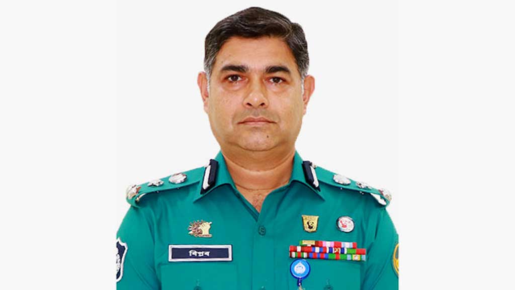 ডিআইজি বিপ্লব তালুকদার সাময়িক বরখাস্ত