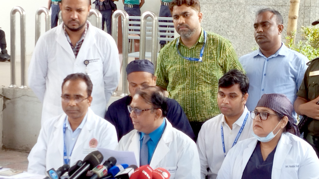 বার্ন ইনস্টিটিউট থেকে ছাড়া পেল ২ শিক্ষার্থী, সংকটাপন্ন ৪