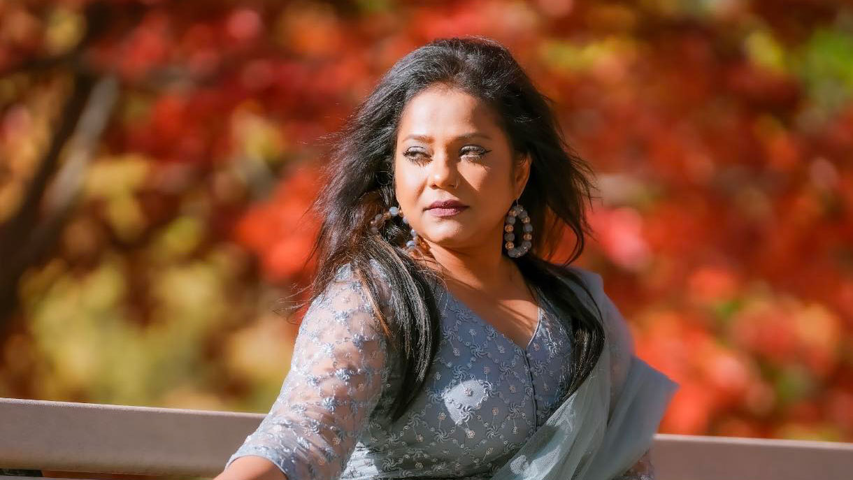 রবি চৌধুরীর অভিযোগের জবাব দিলেন ডলি সায়ন্তনী