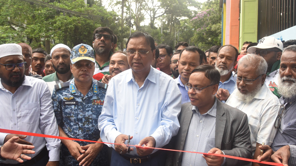 ঢাকা শহরকে ফুল ও গাছে সাজিয়ে পরিচ্ছন্ন-বাসযোগ্য করতে চাই: ডিএসসিসি প্রশাসক