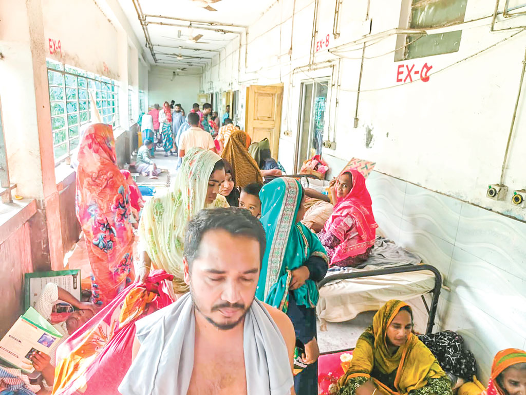 জেনারেল হাসপাতাল: হাসপাতালে ডেঙ্গু রোগীকে মশারি দেওয়া হচ্ছে না