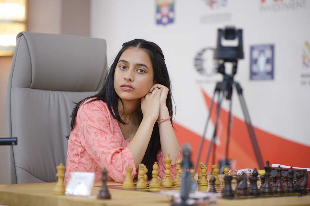 দাবায় বিশ্বচ্যাম্পিয়ন দিব‍্যা