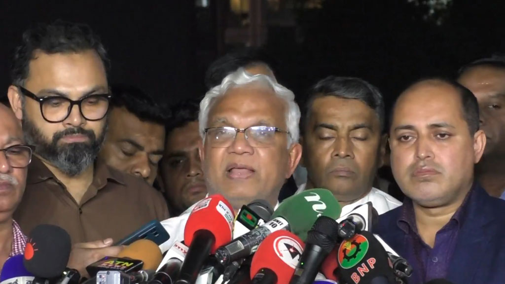 খালেদা জিয়ার চিকিৎসা আপাতত এভারকেয়ারেই চলবে: ডা. জাহিদ