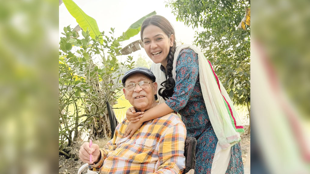 ‘সখিনা’কে খুঁজে পেয়েছেন আবুল হায়াত