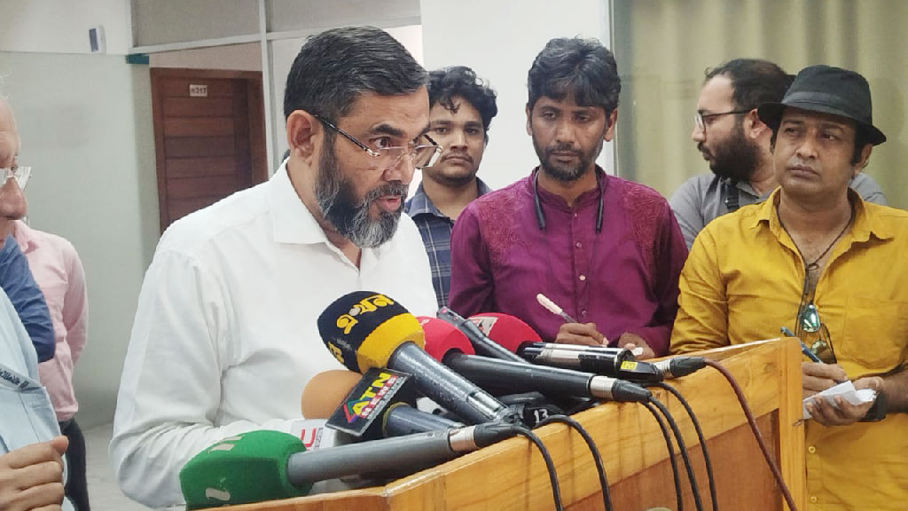 ইশরাককে মেয়রের শপথ পড়ানো স্থানীয় সরকারের হাতে, ইসির করণীয় শেষ