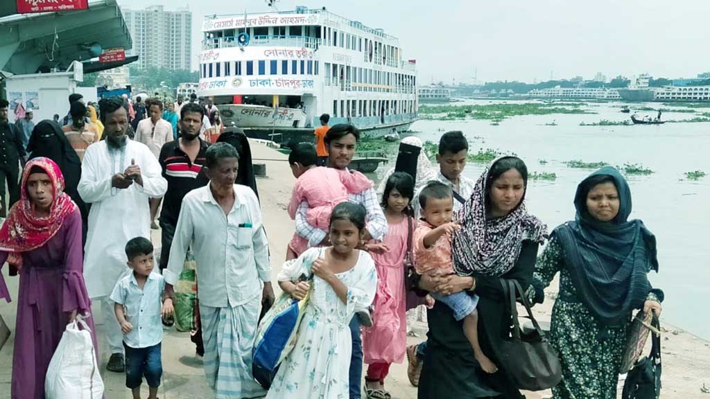 ঈদ শেষে রাজধানীতে ফিরছে নগরবাসী