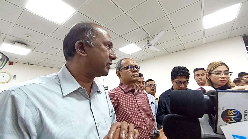 গণমাধ্যম নীতিমালা সংশোধনের সুপারিশ সিইসিকে দিলেন সাংবাদিকেরা