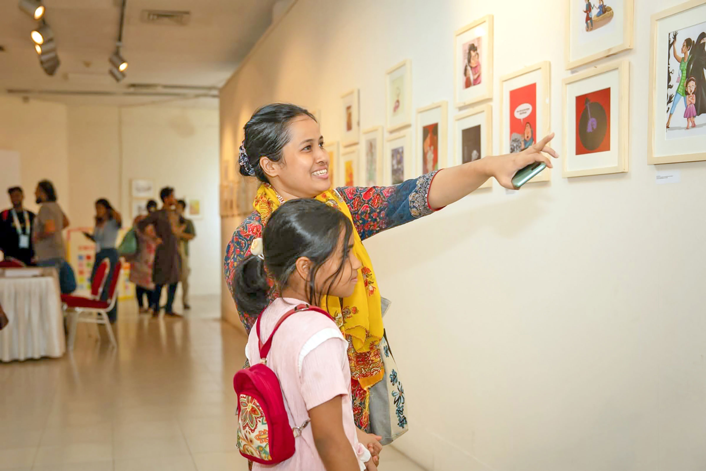 নারী অধিকারের পক্ষে কার্টুন যুদ্ধ: মন্তব্যে বিষ