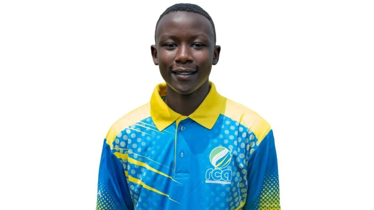 টি-টোয়েন্টি অভিষেকে সেঞ্চুরিতে রেকর্ড বই তোলপাড় এই নারী ক্রিকেটারের