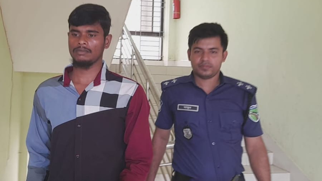 ফরিদপুরে বাসের ৫ যাত্রী নিহতের ঘটনায় চালক গ্রেপ্তার