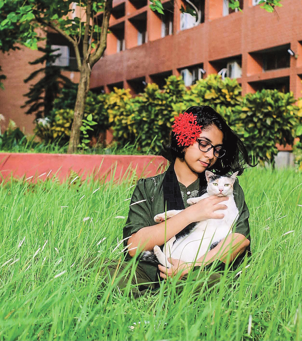 বোবা প্রাণীর নিঃস্বার্থ বন্ধু ফাতিমা