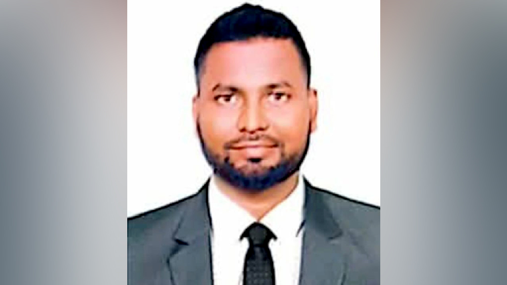 খালেদা জিয়ার গাড়িবহরে হামলার আসামিকে পদ: ফেনীতে যুবদলের কমিটি স্থগিত