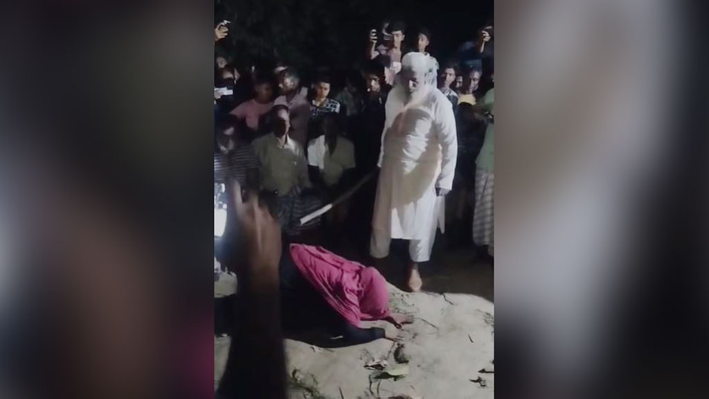 চুরির অভিযোগে দুই কিশোরকে মারধর, মায়েদের ‘নাকে খত’ দেওয়ালেন বিএনপি নেতা