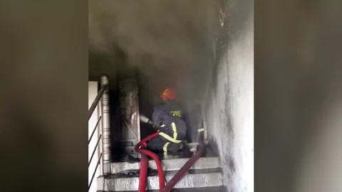কেরানীগঞ্জে প্লাস্টিক কারখানায় আগুন, নিয়ন্ত্রণে ৫ ইউনিট