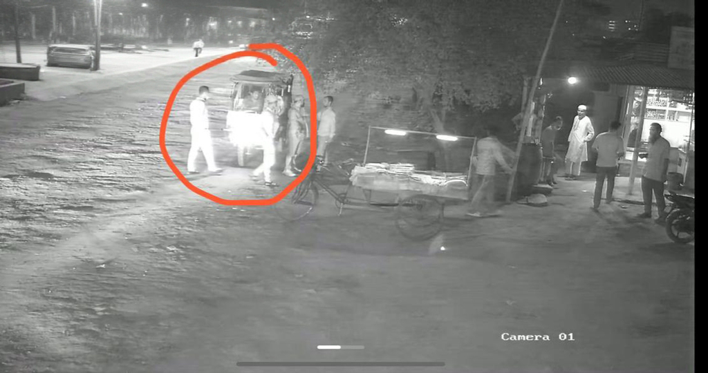 টঙ্গীতে ব্যবসায়ীর অফিসে গুলি, ককটেল বিস্ফোরণ