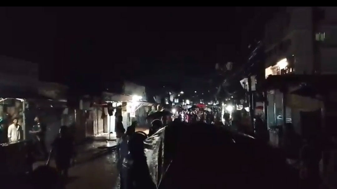 খেলার সময়সূচি নিয়ে বিরোধের জেরে বাহুবলে দুই পক্ষের সংঘর্ষ, আহত অর্ধশত