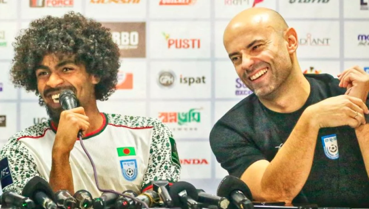 সিঙ্গাপুরের বিপক্ষে হামজাকে পেতে আশাবাদী কোচ কাবরেরা