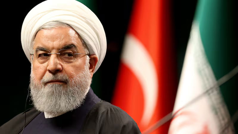 ইরানের সর্বোচ্চ ক্ষমতায় চোখ রুহানির, তাঁর মৃত্যু চায় কট্টরপন্থীরা