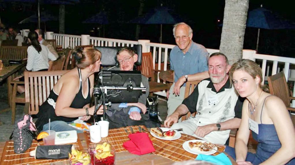 এপস্টেইন ফাইলসে স্টিফেন হকিংয়ের চাঞ্চল্যকর ছবি