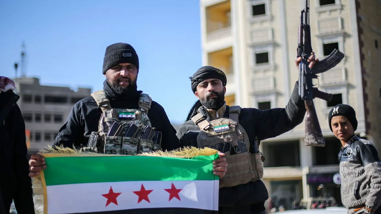 উত্তর-পূর্ব সিরিয়ায় যেভাবে ক্ষমতা হারাল কুর্দিরা