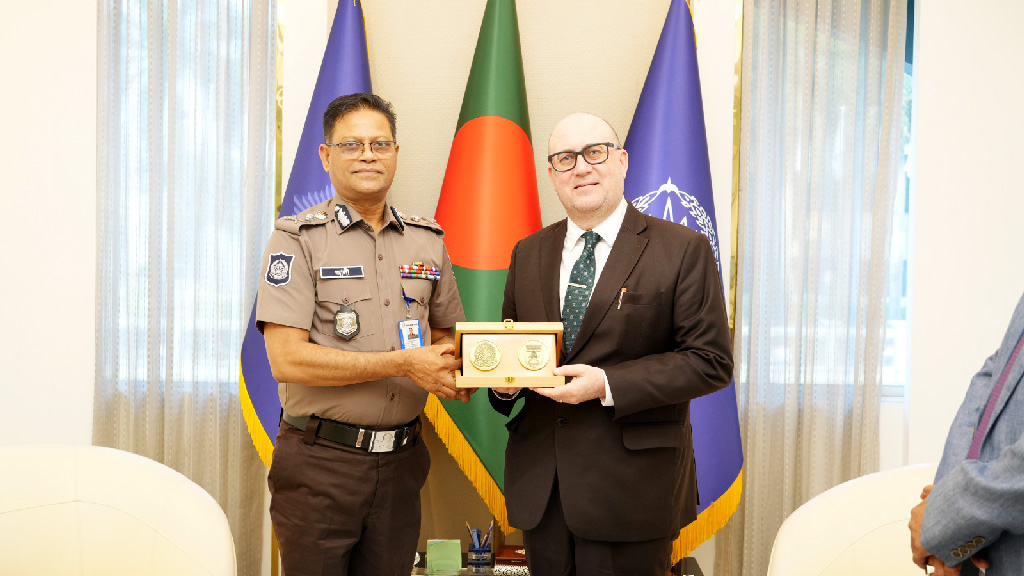 আইজিপির সঙ্গে মাল্টার রাষ্ট্রদূতের সাক্ষাৎ