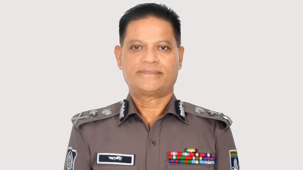 তদবিরের জন্য ‎কর্মস্থল ছেড়ে মন্ত্রণালয়ে না যেতে আইজিপির নির্দেশ