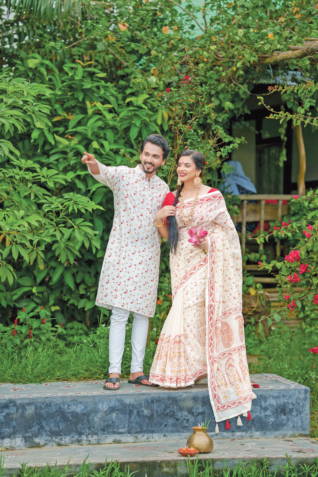 মডেল: অদিতি ও তনয় পোশাক ও ছবি: সাতকাহন