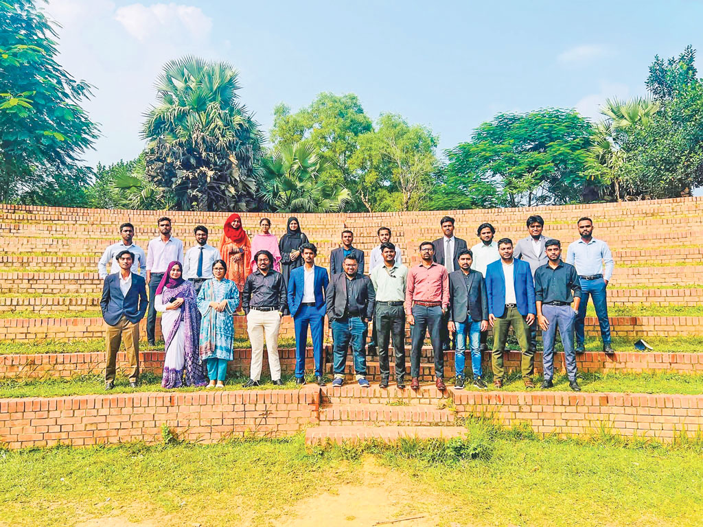 নেতৃত্ব, দক্ষতা ও উদ্ভাবনে কুবির ইএলডিসি