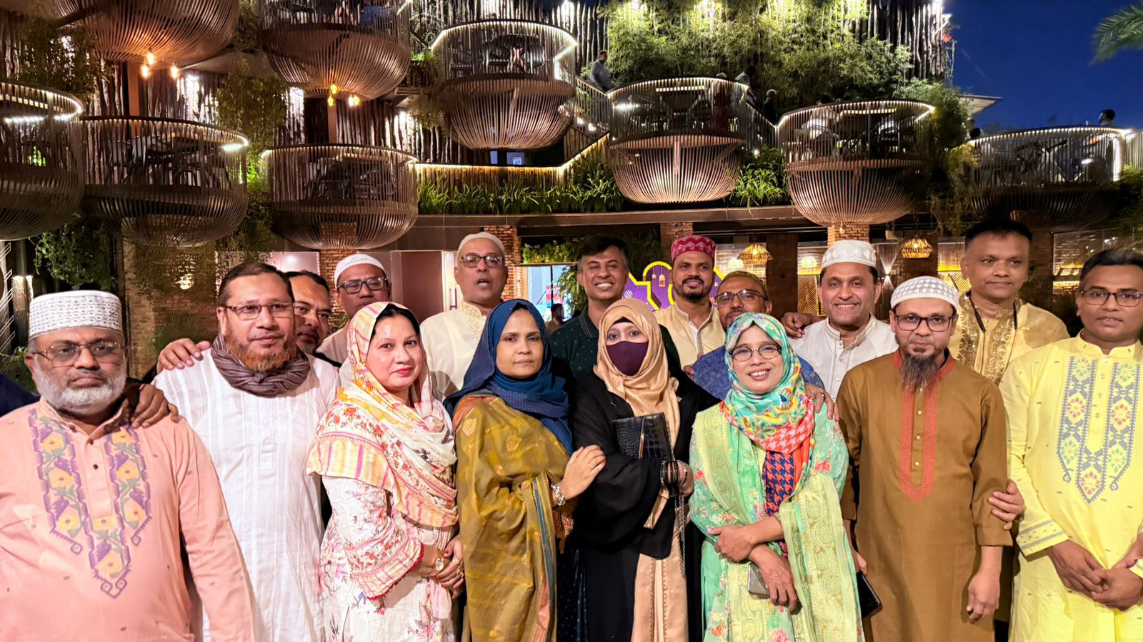 এসএসসি’ ৯৩ ব্যাচের ইফতার ও দোয়া মাহফিল অনুষ্ঠিত