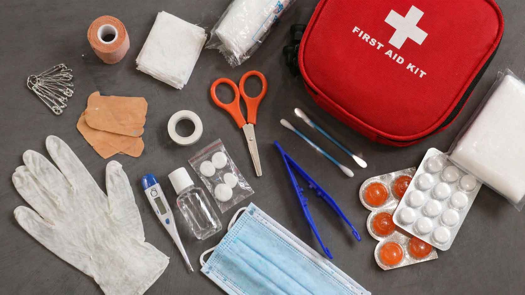 বিপত্তি এড়াতে ঘরে যে জিনিসগুলো বাড়তি রাখবেন