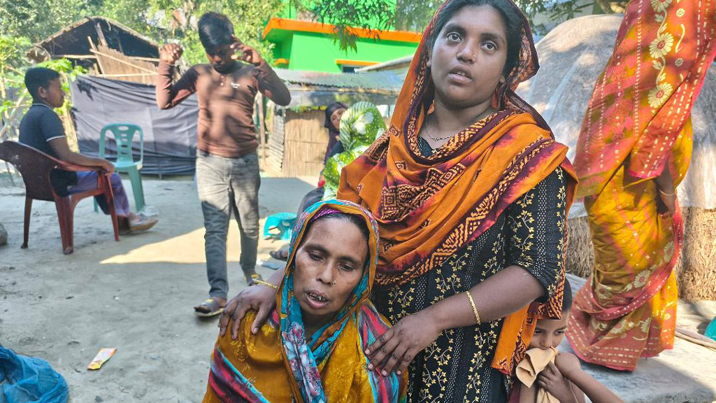 একটাই ছেলে, ৪০ লাখ টাকা দিয়েও বাঁচাতে পারলাম না—লিবিয়ায় গুলিতে নিহত ইমরানের মায়ের আহাজারি