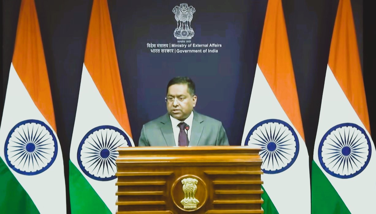 শেখ হাসিনাকে ফেরত চেয়ে বাংলাদেশের চিঠি ‘পরীক্ষা’ করে দেখছে ভারত