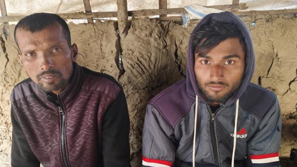 চাঁপাইনবাবগঞ্জে ২ ভারতীয় নাগরিক আটক, বিএসএফের কাছে হস্তান্তর