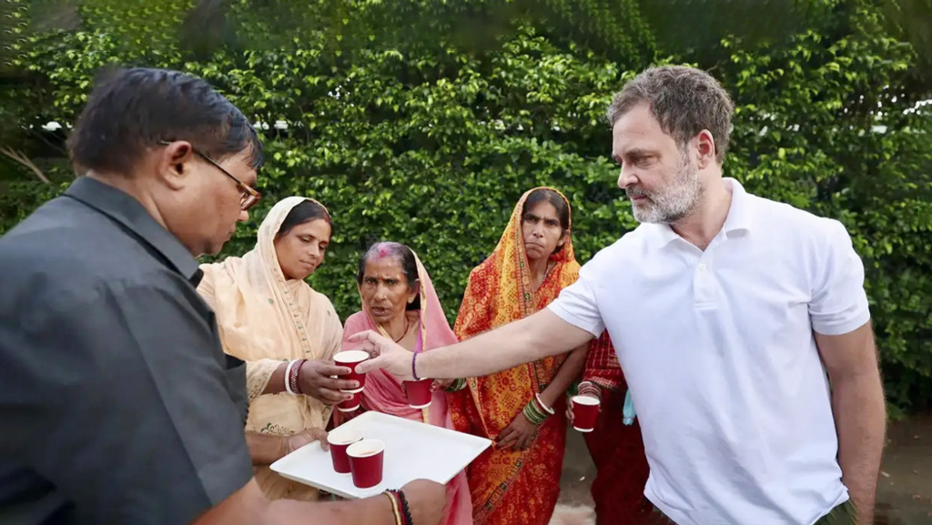 মৃত ভোটারদের নিয়ে কেন ‘চা-পার্টির’ আয়োজন করলেন রাহুল গান্ধী
