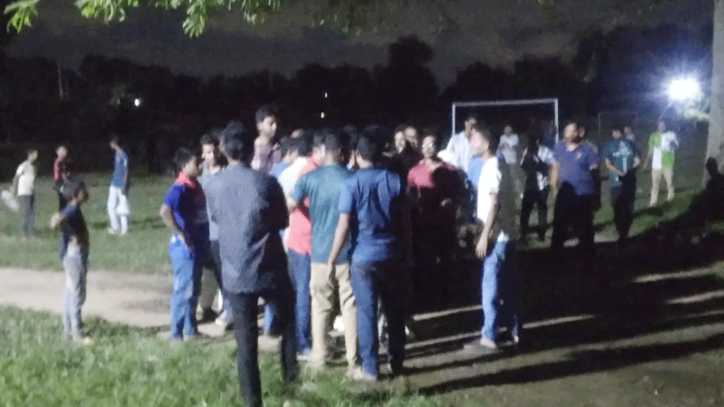জাহাঙ্গীরনগরে ছাত্রদলের ২ পক্ষের হাতাহাতি