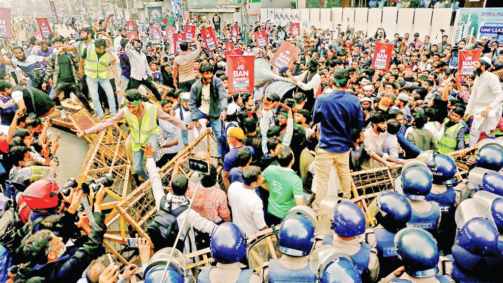 ঢাকা-দিল্লি সম্পর্কে ফের উত্তাপ