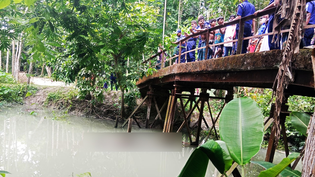 খালে ভাসছিল অজ্ঞাতনামা ব্যক্তির মরদেহ