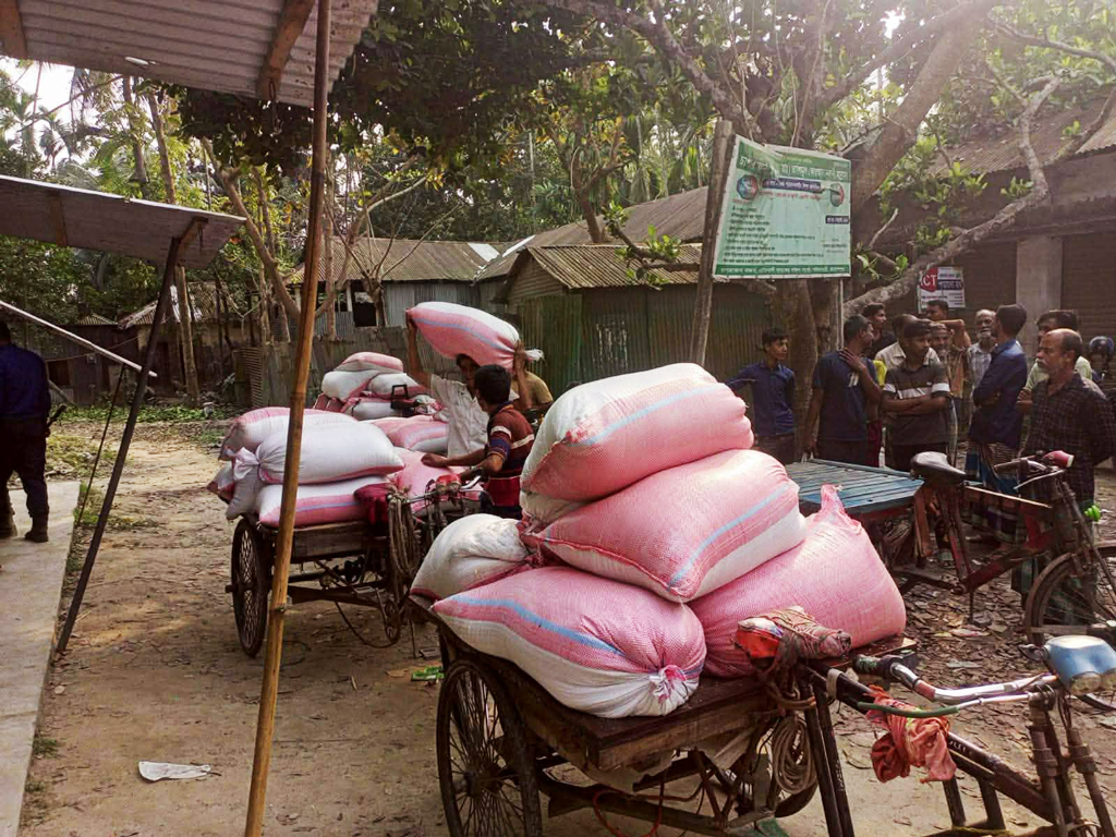 জামালপুরে ৩ হাজার কেজি সরকারি চাল জব্দ