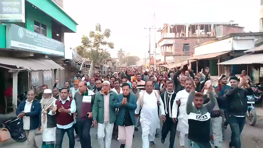 যশোরে আচরণবিধি লঙ্ঘন করে নেতা-কর্মীদের শোডাউন, বিএনপি প্রার্থীকে শোকজ