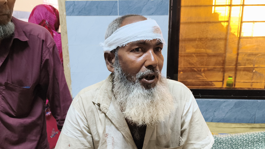 ঝিনাইদহে মসজিদের কমিটি গঠন নিয়ে দুই পক্ষের সংঘর্ষ, আহত ১৫