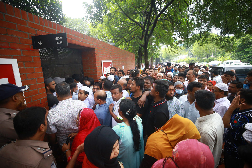 জুলাই জাদুঘর: ৫০ টাকা নিয়ে ২০ টাকার টিকিট দেওয়ার অভিযোগ