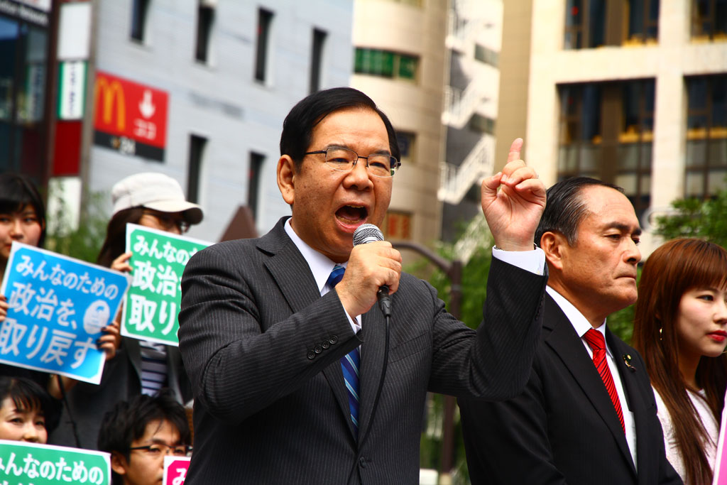 যুক্তরাষ্ট্রের সঙ্গে সামরিক সম্পর্ক পুনর্বিবেচনার দাবি জাপানের প্রবীণ রাজনীতিবিদের