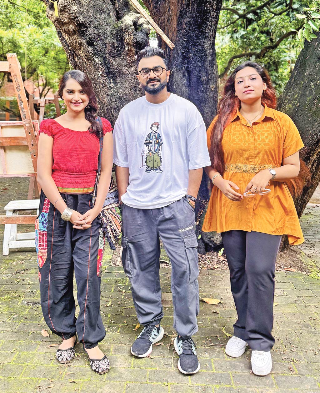 (বাঁ থেকে)  কেয়া পায়েল, ইমরান ও ঈশিকা। ছবি: সংগৃহীত