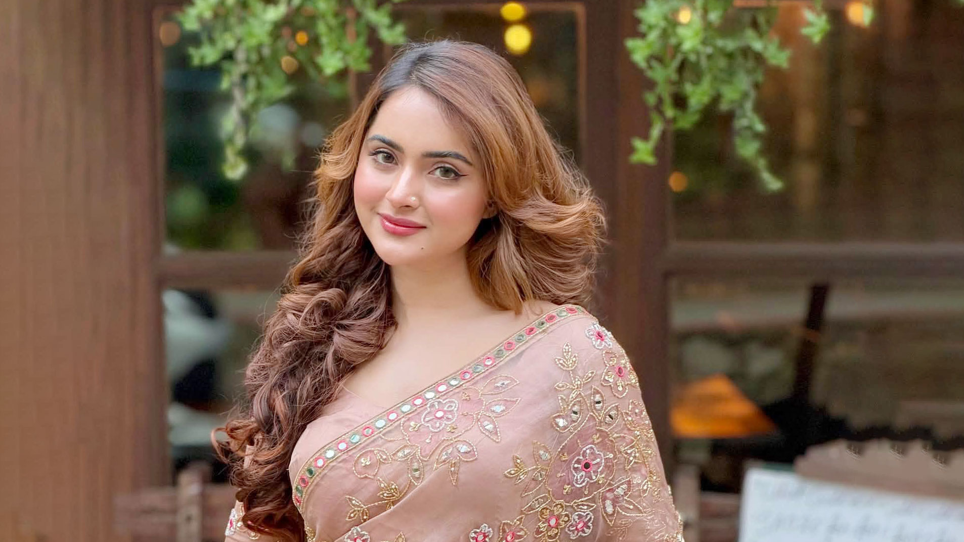 ওটিটিতে আসছেন কেয়া