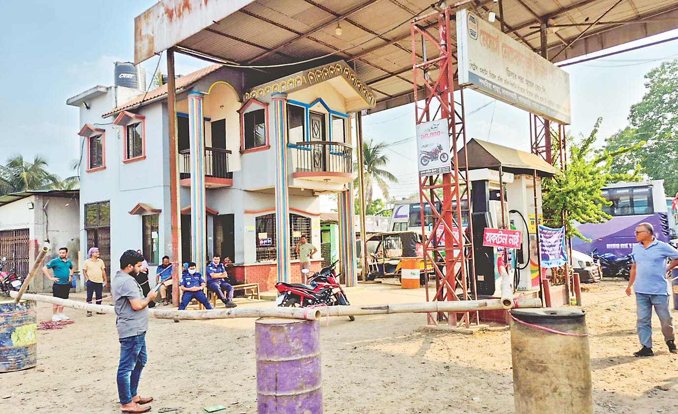 তেলের সংকট বেড়েই চলেছে