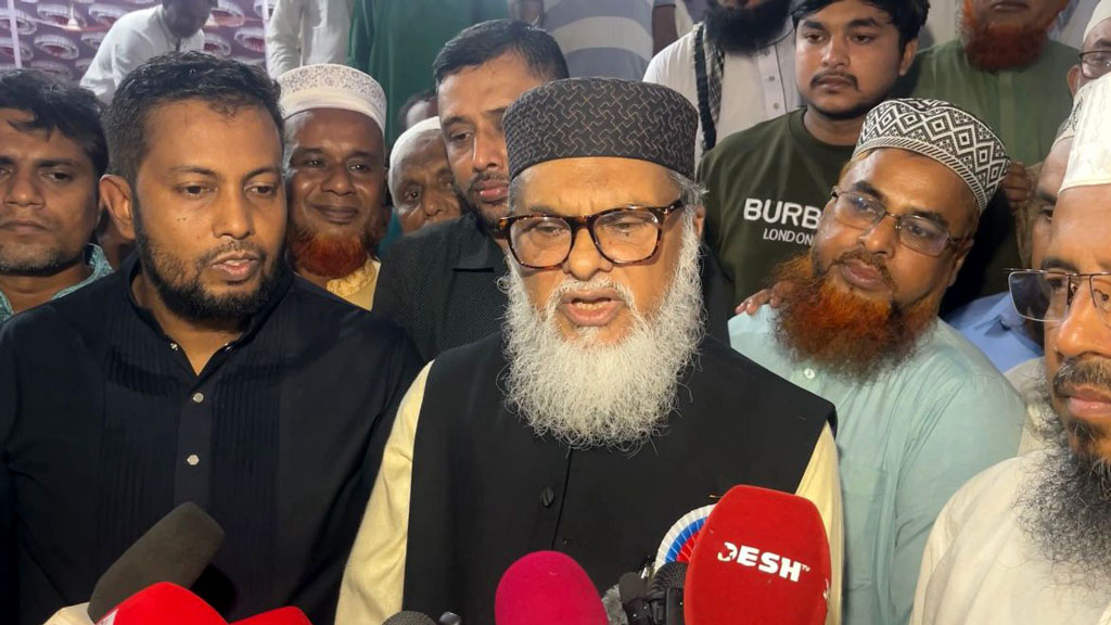 ভারতে বাংলাদেশের প্রধান উপদেষ্টার অসুর রূপ উপস্থাপন নিন্দনীয় ও অসম্মানজনক: ধর্ম উপদেষ্টা