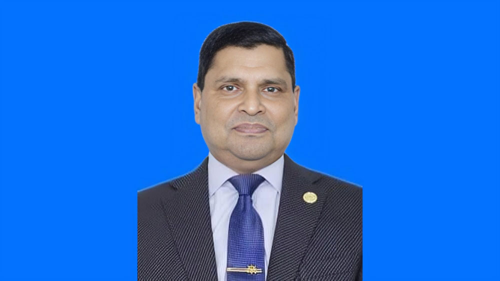 নৌবাহিনীর প্রধান হচ্ছেন রিয়ার অ্যাডমিরাল খোন্দকার মিসবাহ উল আজীম