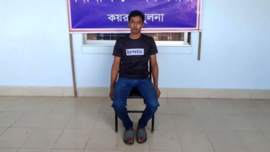 সুন্দরবনে নদীতে পড়ে যাওয়া ক্রুকে জীবিত উদ্ধার