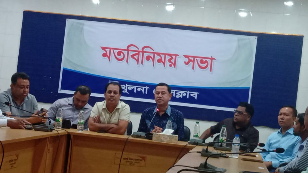 রিকশাওয়ালা পর্যন্ত আইন মানতে চায় না, অসহিষ্ণুতা একদিনে হয়নি: কেএমপি কমিশনার